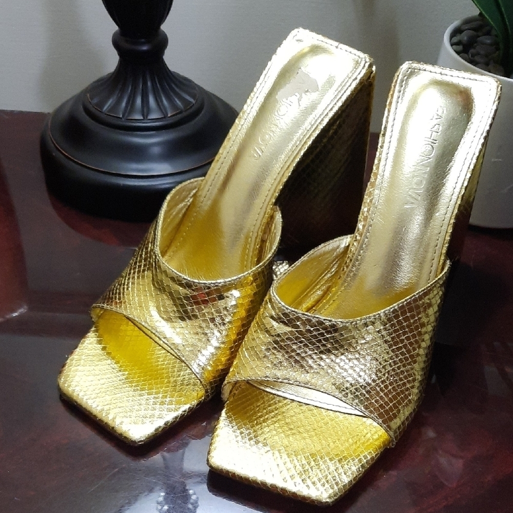 Fashion Nova Gold Heels with Snakeskin Pattern
